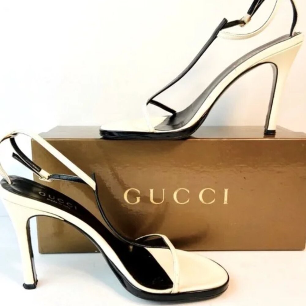 Gucci off white black patent leather sandals 10